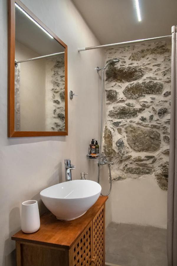 Feneri 3 -Cozy Rustic Apt 20' From Elafonisi Beach Perivolia  Exterior photo
